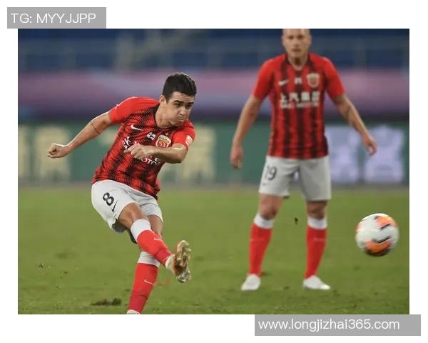 上海上港迎战石家庄永昌第12轮较量全力争胜展现球队实力与斗志